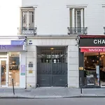 Little boudoir of Paris Champs-Elysées